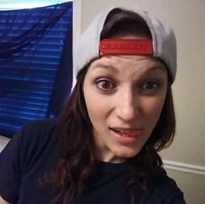 Meet your Posher, Brittney